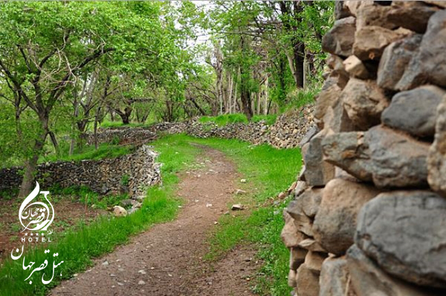 روستای طامه نطنز - هتل قصرجهان